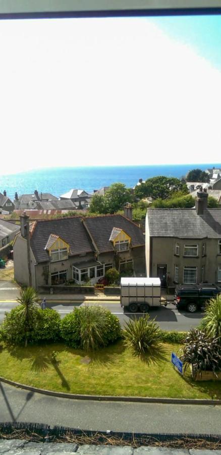 Church Duplex With Breathtaking Sea & Mountain Views Leilighet Criccieth Eksteriør bilde